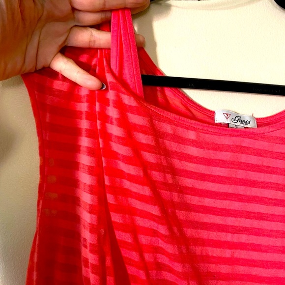 GUESS Mini Dress – Size Small 💖 Chic & Stylish! 💖 - Picture 4 of 5